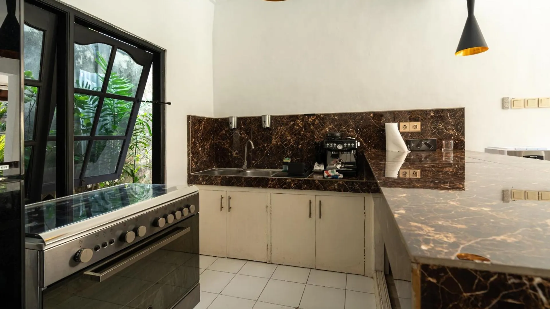 Bimantara Tropical Villa Seminyak